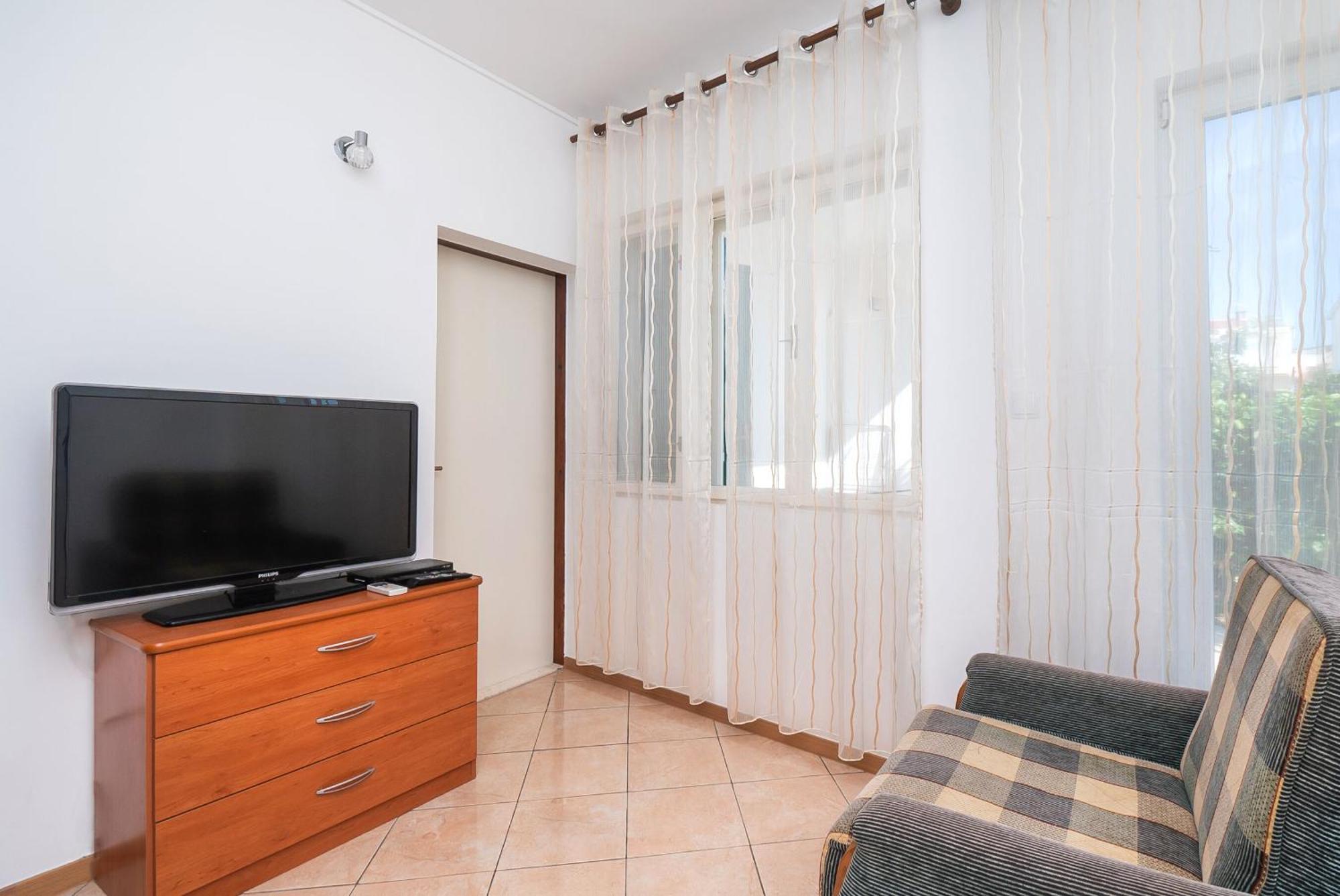 Apartments Polly Примоштен Екстер'єр фото