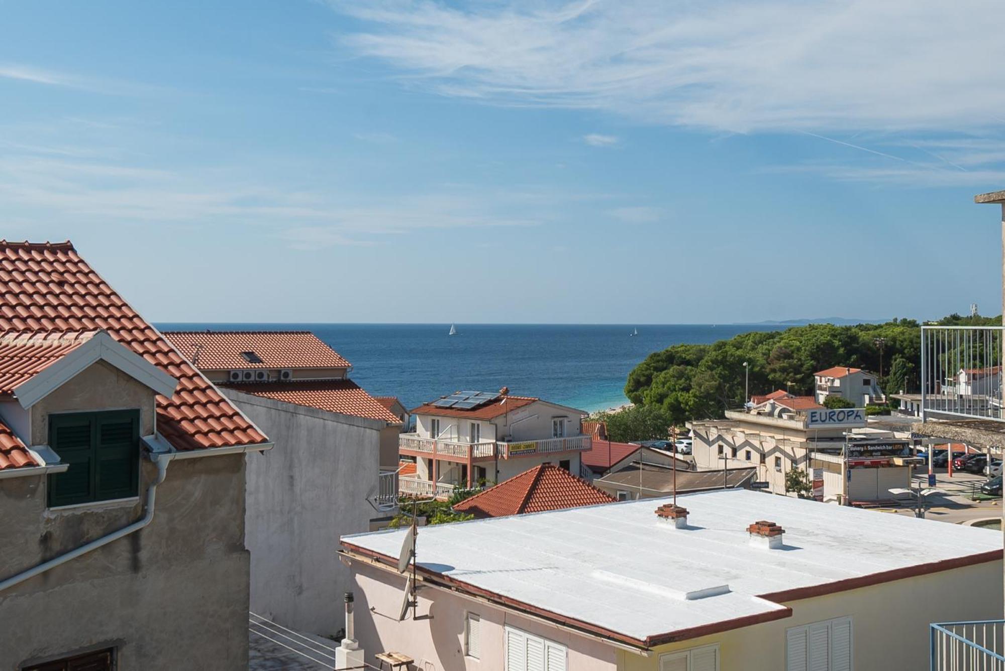 Apartments Polly Примоштен Екстер'єр фото